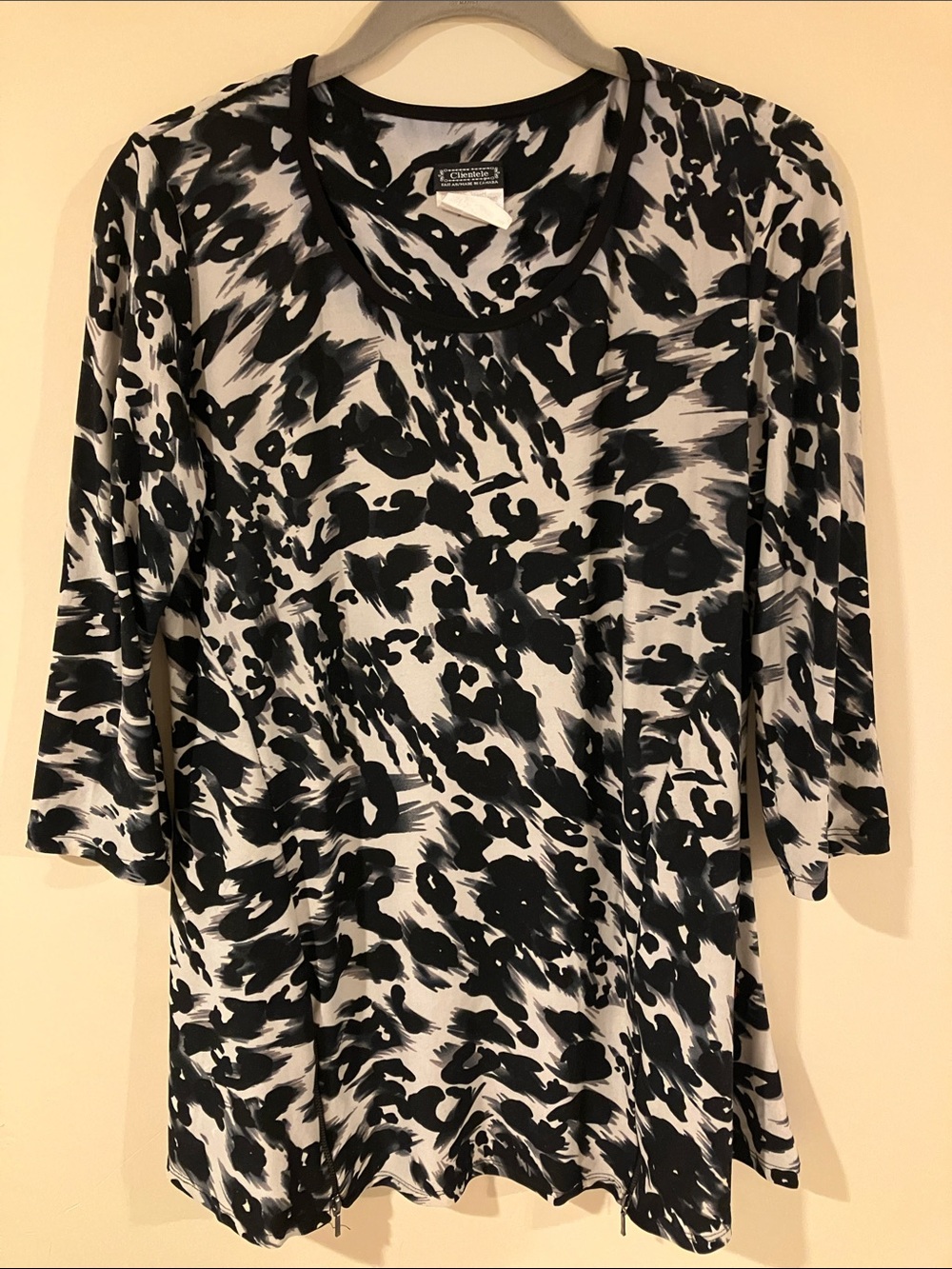Clientele Super Soft Black & White Animal-Print Tunic Top